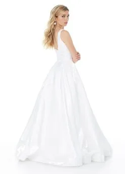 Ashley Lauren - 1969 | Runway Fashion Haus 19 Ashley Lauren - 1969 | Runway Fashion Haus -Fashion Dress Shop 1969 .2000