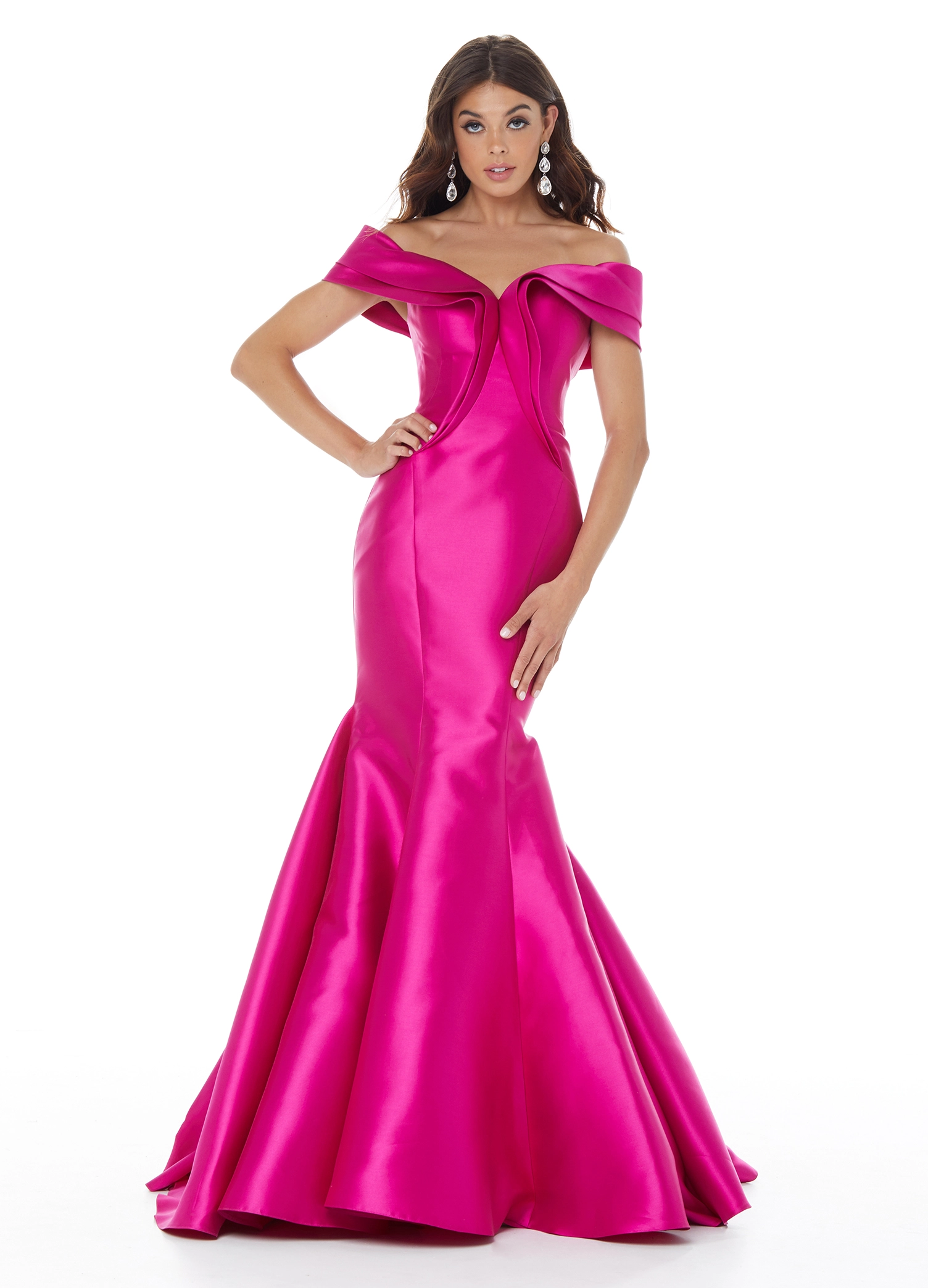 Ashley Lauren - 1993 | Runway Fashion Haus 1 Ashley Lauren - 1993 | Runway Fashion Haus