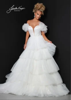 Johnathan Kayne - 2522 | Runway Fashion Haus